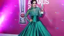 Saat ditemui di Mall Cinere Bellevue, Cinere, Jakarta Selatan, Rabu (27/1), Syahrini menjelaskan persiapannya menjelang konser dan kesibukannya sekarang. (Nurwahyunan/Bintang.com)