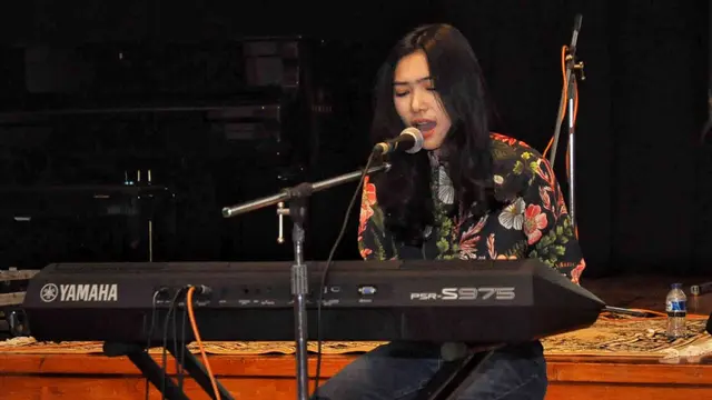 [Bintang] Isyana Sarasvati