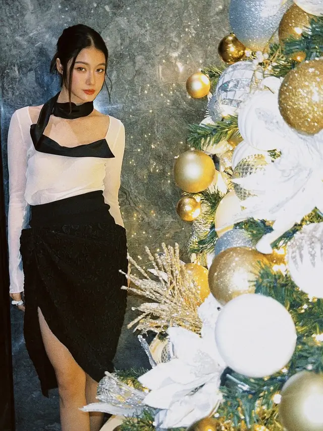 6 Gaya Busana Artis di Asian Television Awards 2024, Luna Maya bak Dewi Emas hingga Rina Nose Coplay Lisa BLACKPINK