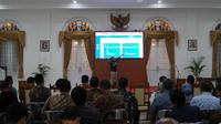 Tim Percepatan Penurunan Stunting Kabupaten Gunungkidul mengadakan kaji banding di Kabupaten Sumedang. Dipilihnya Kabupaten Sumedang bukan tanpa alasan. Kota yang terkenal dengan tahu ini berhasil menurunkan stunting dari 32 persen menjadi kurang dari 8 persen dengan mengembangkan aplikasi e-SIMPATI.