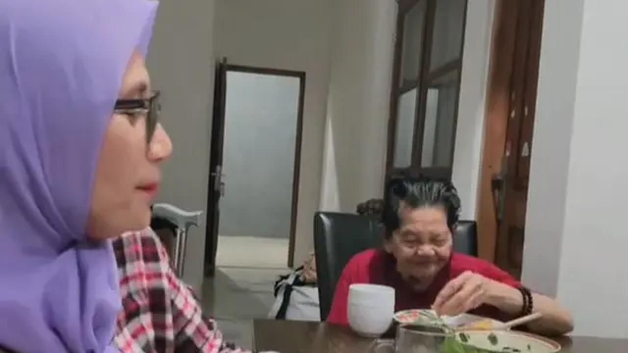 Dapur Sederhana Rumah Nursyah Ibunda Indah Permatasari/TikTok/DJ Kompor