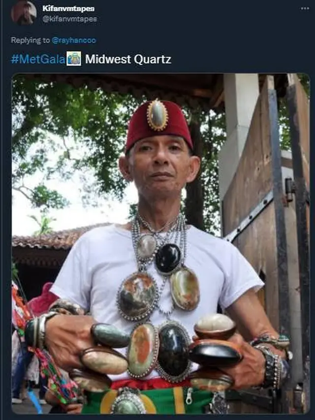 5 Potret Parodi Netizen Hadiri Met Gala Ini Bikin Tepuk Jidat