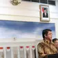 Kepala BKPM Franky Sibarani memberi keterangan usai Rapat Terbatas di Kantor Kepresidenan, Jakarta, Rabu (16/9). Presiden Jokowi meminta seluruh kementerian membuat terobosan untuk memudahkan investasi di Indonesia. (Liputan6.com/Faizal Fanani)