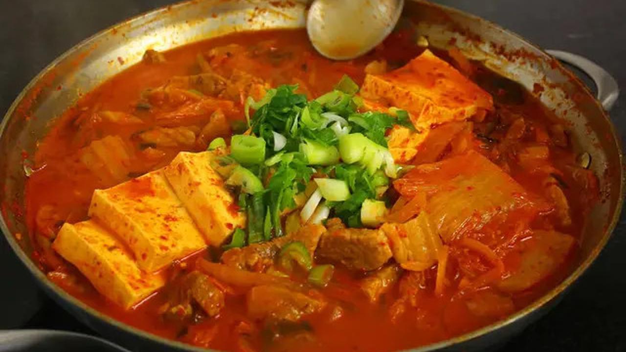 Resep Kimchi Asli Korea untuk Menu Makan Berat Setelah Berbuka Puasa