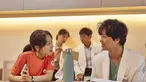 Daily Dose of Sunshine berkisah tentang beragam cerita yang dihadapi Jung Da Eun (Park Bo Young), seorang perawat yang bertemu dengan berbagai macam orang di bangsal psikiatri. (Yang Hae Sung/Netflix © 2023)