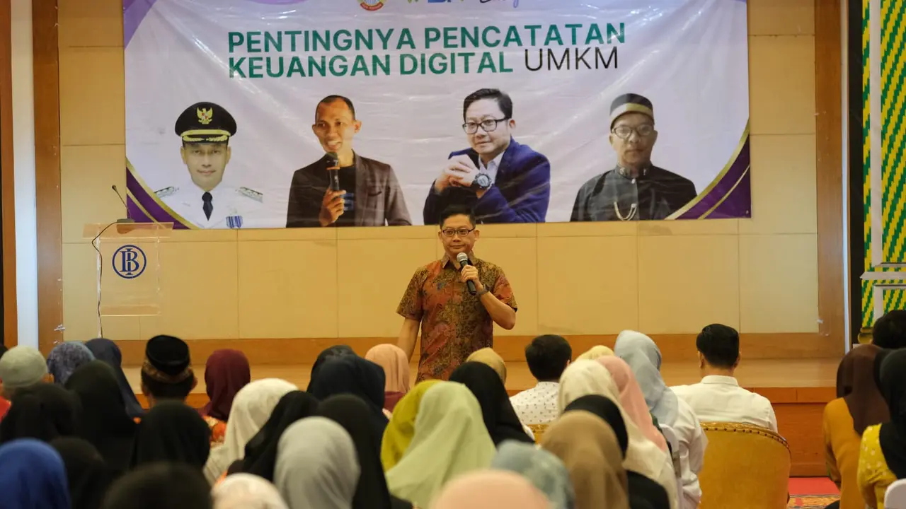 Kegiatan Pelatihan Pencatatan Transaksi Keuangan Digital yang diselenggarakan Komunitas Keluarga Khatulistiwa di Aula Gedung BI Kalbar. (Istimewa)