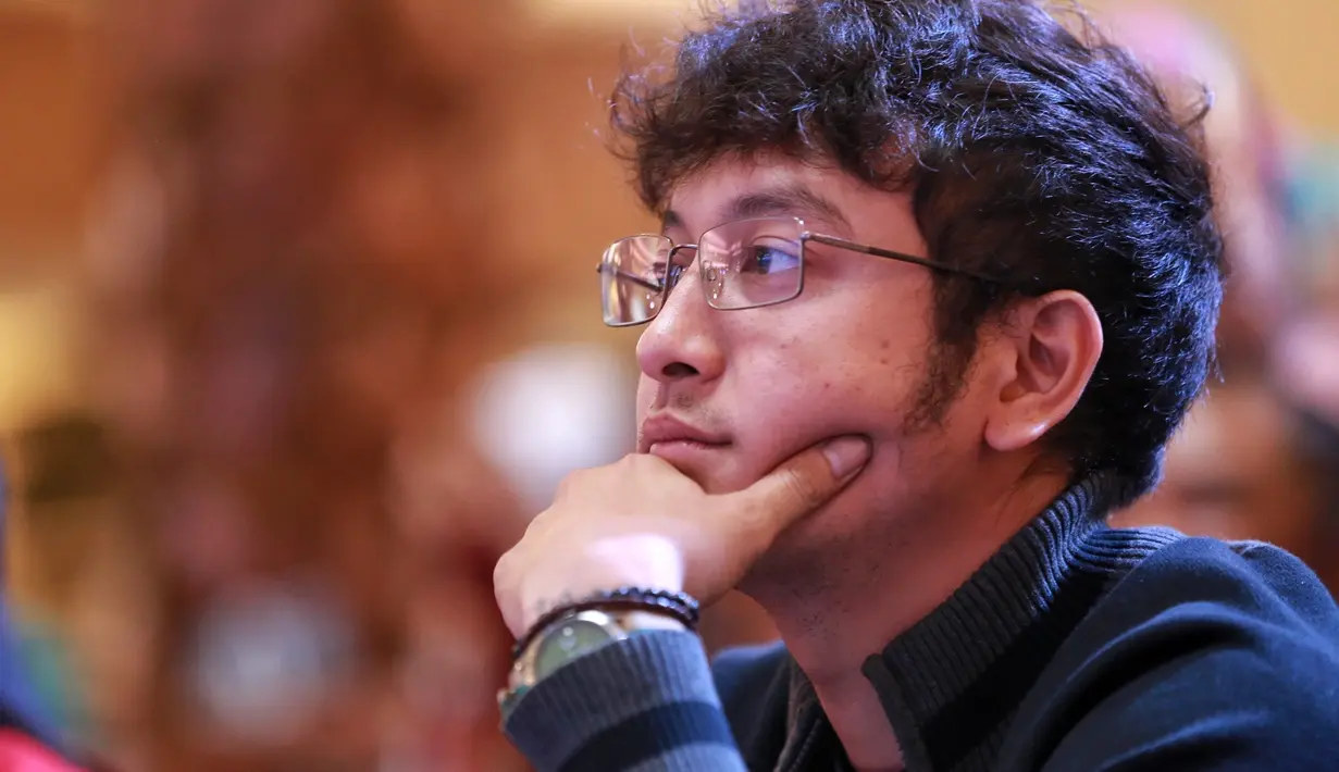 Jelang peluncuran film, digelar acara Road to London Love Story 2 digelar di kota Tangerang. Acara melibatkan anak-anak sekolahan untuk menunjukkan bakat terpendamnya. (Adrian Putra/Bintang.com)