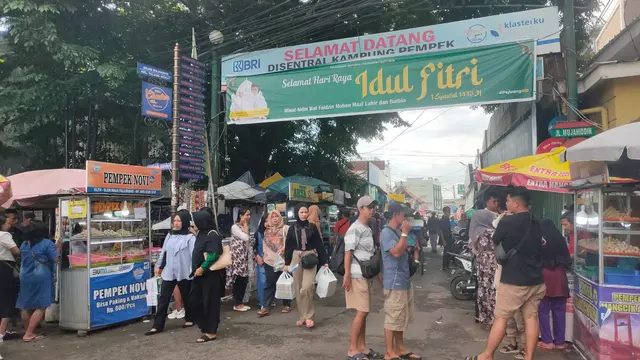 Inilah Surganya Oleh-Oleh Pempek Palembang yang Diburu Pemudik Saat Lebaran
