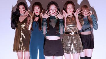Pesona Red Velvet Di Balik Misteriusnya Mv Peek A Boo News Entertainment Fimela Com