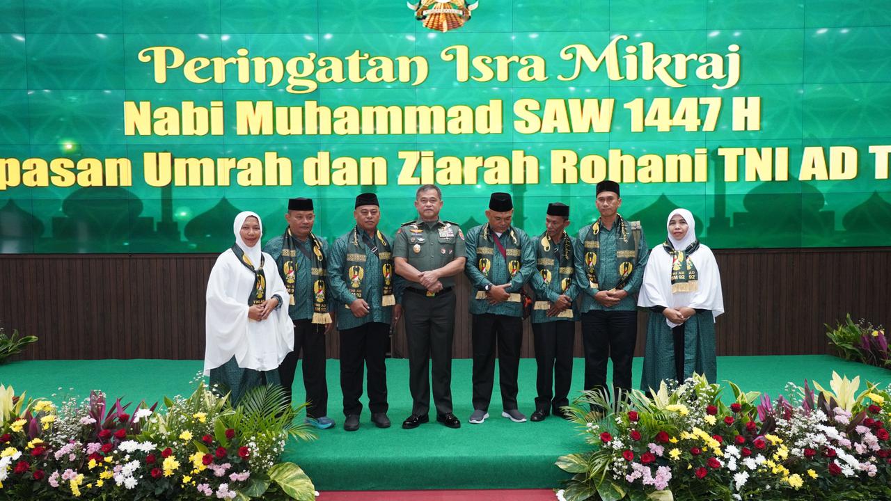 Hargai Kinerja dan Dedikasi, Ratusan Prajurit TNI AD Diberangkatkan Kasad Umroh dan Ziarah Rohani