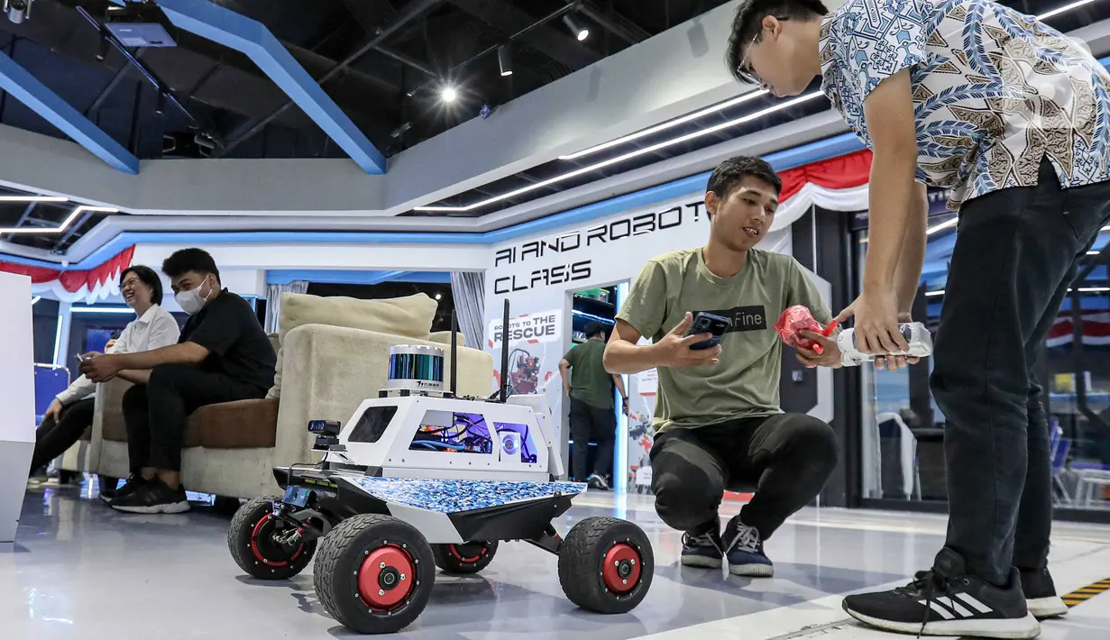 AI and Robotic Innovation Expo merupakan ajang tahunan yang menampilkan pameran, inovasi dan kompetisi dalam dunia kecerdasan buatan dan robotik yang berlangsung hingga 27 Oktober 2024. (Liputan6.com/Herman Zakharia)