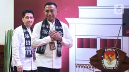 Sebelumnya, pasangan Dharma Pongrekun dan Kun Wardana telah ditetapkan memenuhi persyaratan sebagai bakal calon gubernur dan wakil gubernur jalur perseorangan atau independen di Pemilihan Gubernur Jakarta 2024. (Liputan6.com/Angga Yuniar)