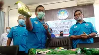 BNNP Sumsel menangkap oknum anggota DPRD Palembang yang juga sebagai bandar narkoba antarprovinsi di Palembang (Liputan6.com / Nefri Inge)