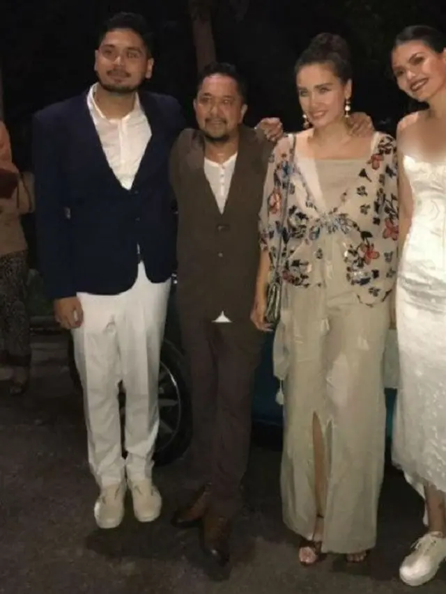 [Bintang] Selain Firrina Sinatrya, Feby Febiola Juga Tampil Minimalis Elegan di Pernikahan Petra Sihombing