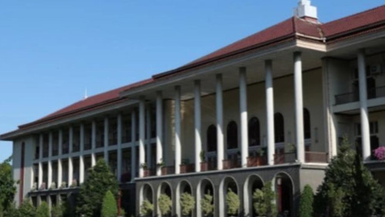 Dosen paling berpengaruh di dunia dari UGM