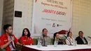 Vidi Aldiano dan Indah Dewi Pertiwi dalam acara konferensi pers 'Rangkaian Hari AIDS Sedunia 2015: Jakarta Sadar!' di Menara Peninsula, Jakarta, Kamis (13/8/2015). (Wimbarsana/Bintang.com)