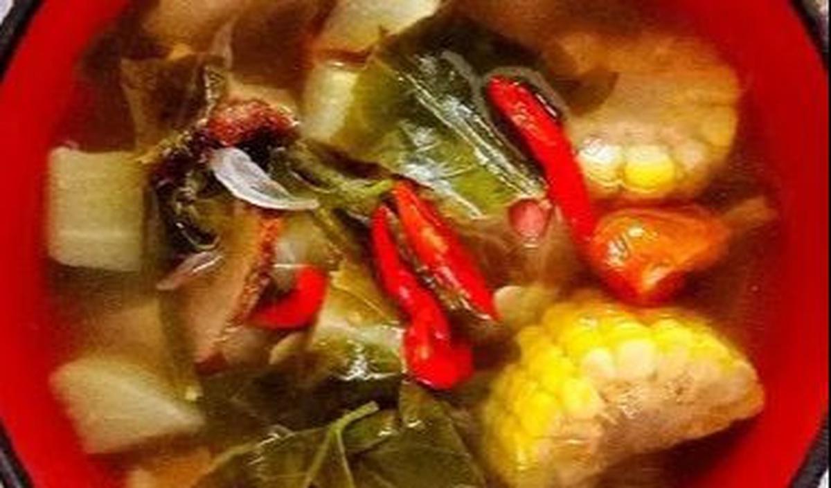 9. Sayur Asem: Sayuran dengan Rasa Segar