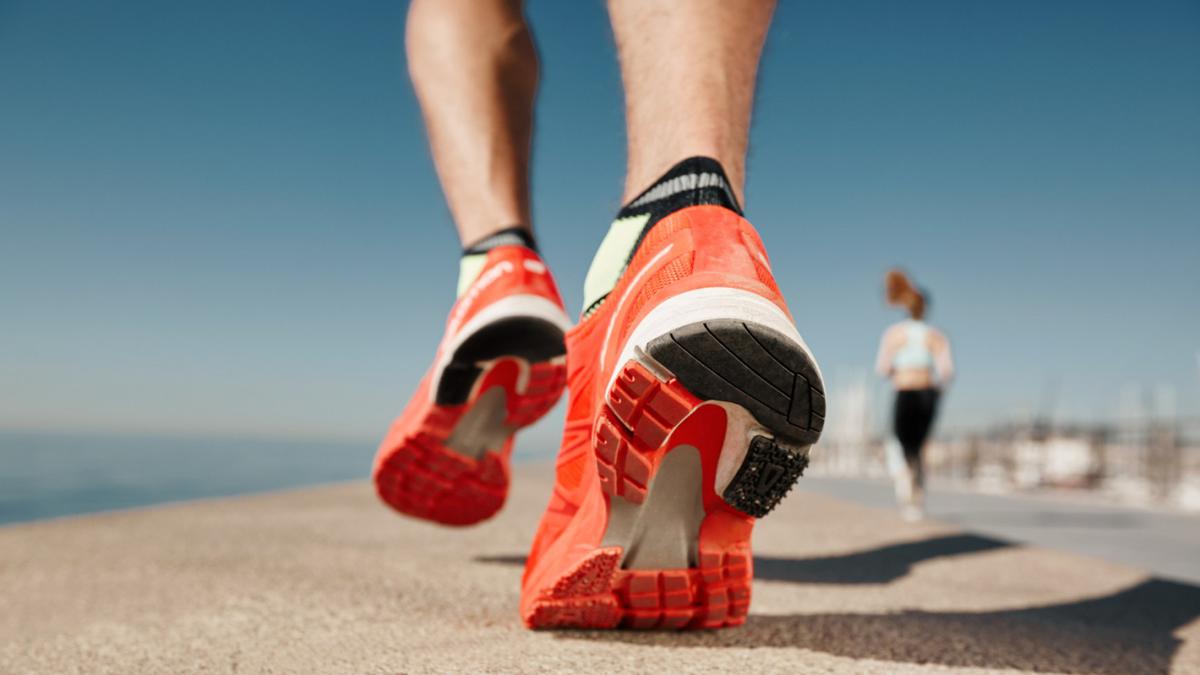 Tips Memilih Sepatu Lari yang Tepat agar Nyaman dan Tidak Cedera