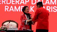 Ketua Umum PDI Perjuangan Megawati Soekarnoputri&nbsp;dan Sekretaris Jenderal Hasto Kristiyanto di&nbsp;di Bali Nusa Dua Convention Center (BNDCC), Badung, Bali, Sabtu (2/8/2025) (Foto: Tim Media Internal PDIP)