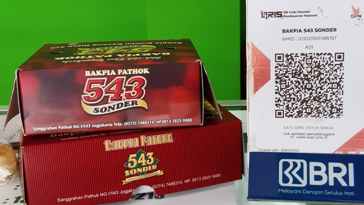 Transaksi Digital Bikin Senyum Penjual Bakpia di Jogja Makin Lebar, Laris Manis Berkat Cashless