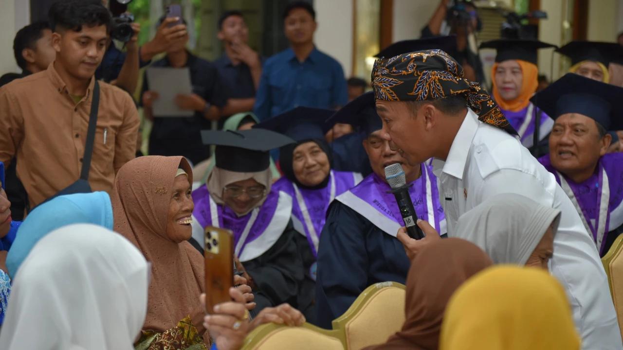 Terobosan Menteri Wihaji buat Lansia Lewat Sidaya, Tingkatkan Kualitas Hidup Sehat hingga Produktif
