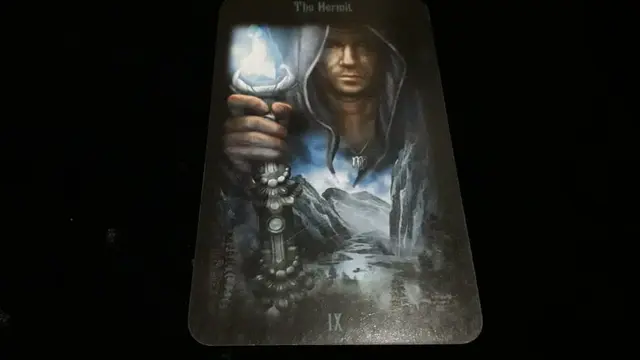 Tarot Cinta edisi 18 - 24 Mei 2019. (Foto: Elisabet Kusumodewi)