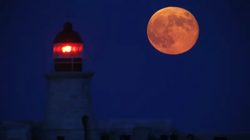 Supermoon Cantik Dari 6 Negara