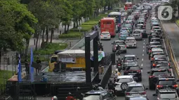 Acara iPanggung hiburan malam muda mudi tahun baru 2024 mengusung tema &lsquo;Festival Malam Muda Mudi, Jakarta Kota Global&rsquo; dengan puncak perayaan digelar di sepanjang Jalan MH Thamrin sampai Jalan Sudirman. (merdeka.com/Imam Buhori)