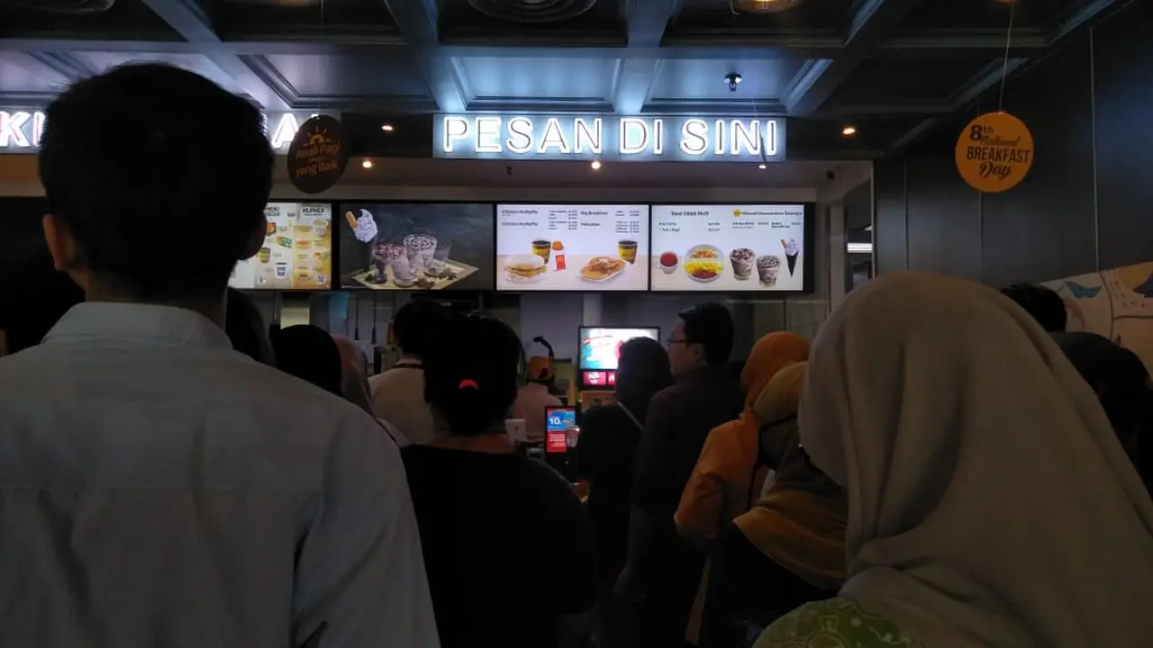 Hari Sarapan Nasional 2020, Cek Suhu Tubuh Dulu Sebelum Dapat Muffin Gratis