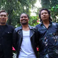 Sementara itu, Rizal sang vokalis pun mengungkap hal yang sama. Dirinya tidak memungkiri jika di tahun 2017 ini merupakan tahun terbaik untuk grup band Armada. (Nurwahyunan/Bintang.com)