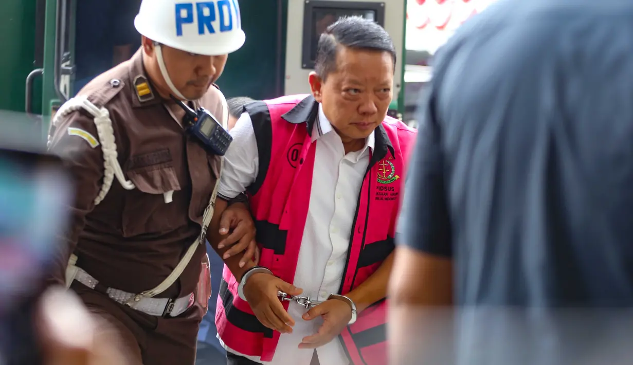 Eks Jaksa Agung Muda Tindak Pidana Khusus (Jampidsus) Febrie Adriansyah  saat tiba di Gedung kejaksaan Agung, Jakarta, Kamis, 3 September 2026. (KLY/Arie Basuki)