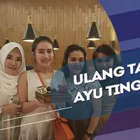 Ayu Ting Ting tak menyangka mendapat kejutan dari penggermar setianya.