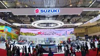 Suzuki Indonesia meramaikan pameran GIIAS 2024 dengan menghadirkan 15 line-up mobil, termasuk konsep mobil listrik masa depan eVX.