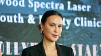 Sophia Latjuba saat peluncuran Hollywood Spectra bersama Youth & Beauty Clinic, di Jakarta, Selasa (14/3/2023).