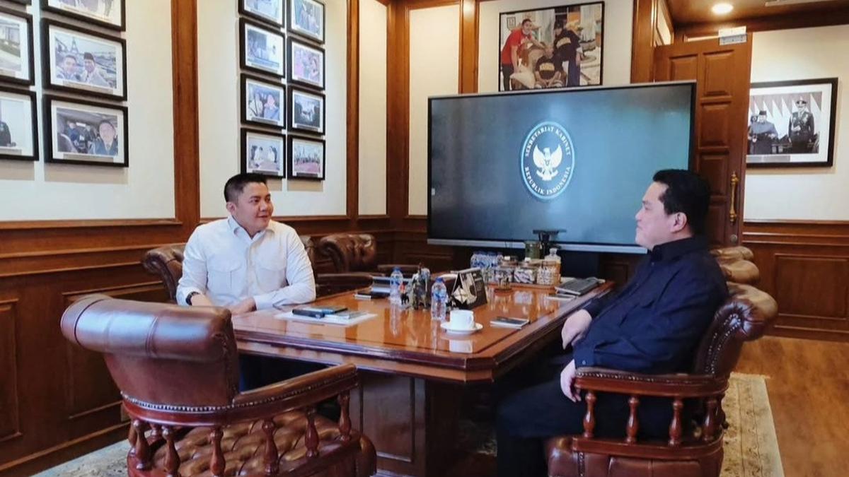 Bertemu Seskab Teddy, Erick Thohir Laporkan Evaluasi SEA Games dan Deregulasi Besar Kemenpora