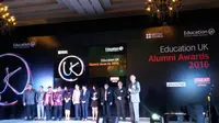 Duta Besar Inggris untuk Indonesia, Moazzam Malik di acara Alumni Awards 2016. (Liputan6.com/Tanti Yulianingsih)