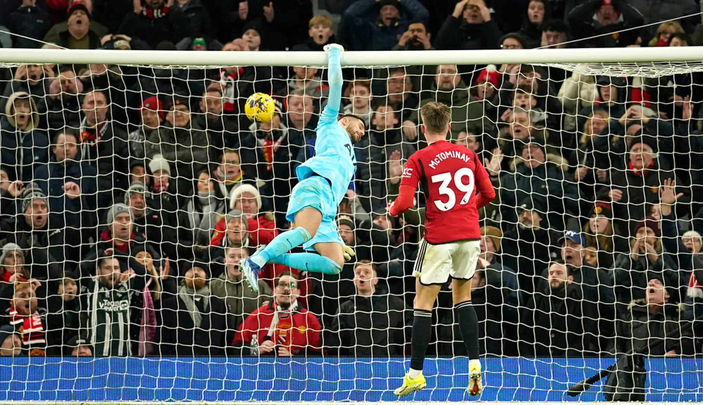 Hasil akhir pertandingan dramatis Tottenham vs Manchester United
