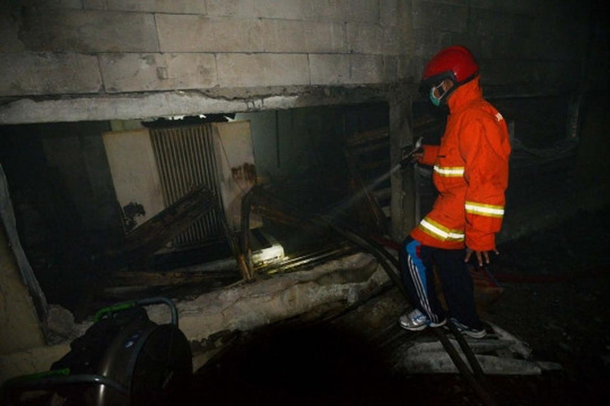 Kondisi hangus basement Dirjen Pajak usai dilalap si jago merah