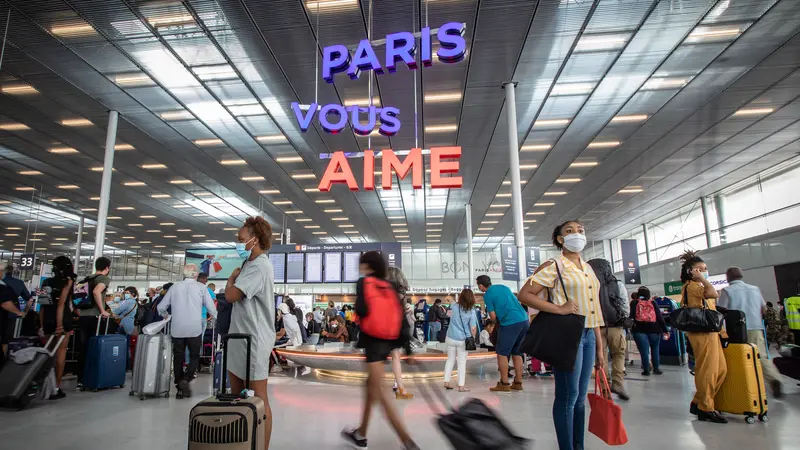 Tiga Bulan Ditutup, Bandara Orly Paris Kembali Dibuka