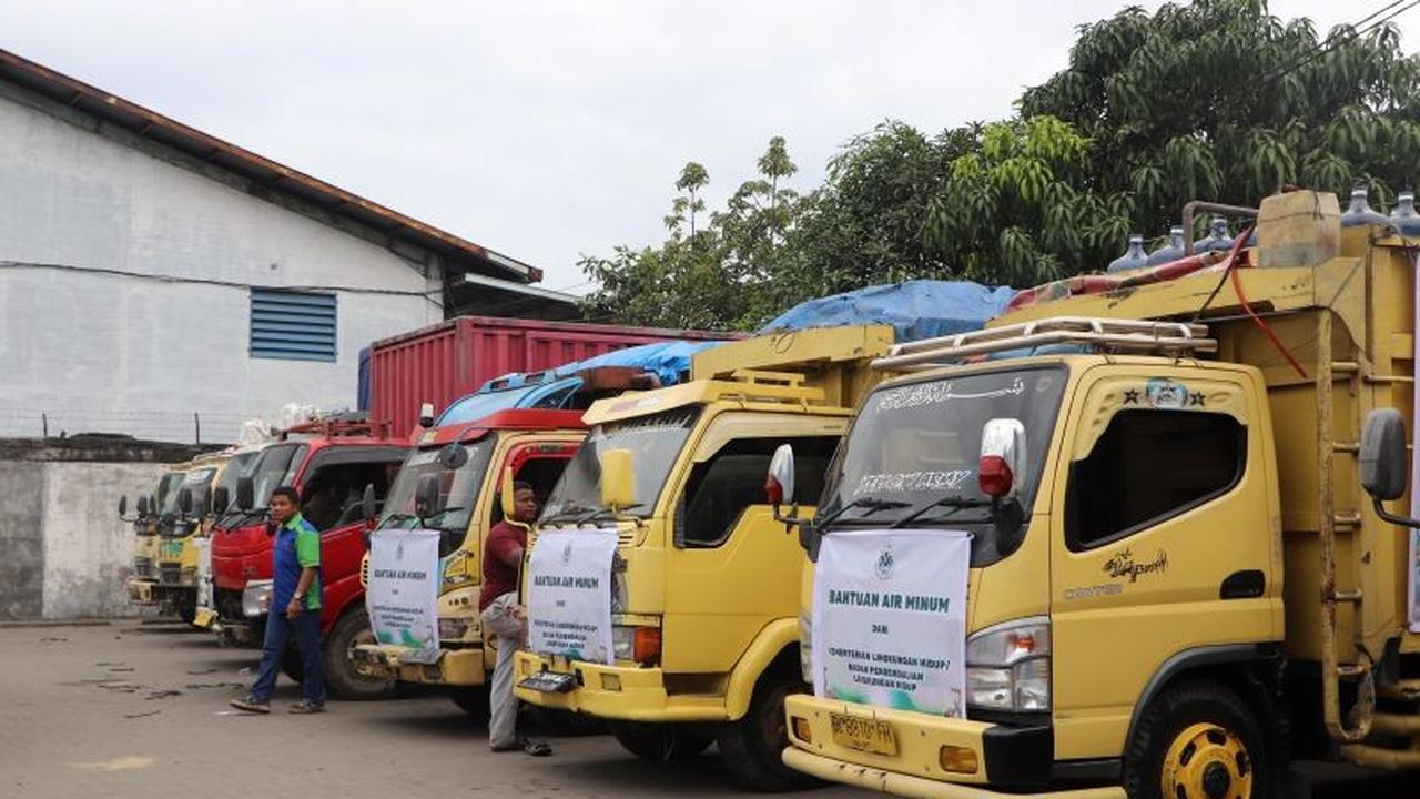 KLH Kirim Bantuan Air Bersih Skala Besar dan Alat Penjernih ke Lokasi Banjir Aceh