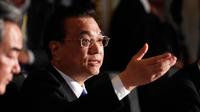 Perdana Menteri Cina Li Keqiang saat menghadiri pertemuan puncak tiga negara di Tokyo, Jepang (9/5). Pada pertemuan ini salah satu yang dibahas adalah mengenai program nuklir Korea Utara. (Kim Kyung-Hoon / Pool via AP)