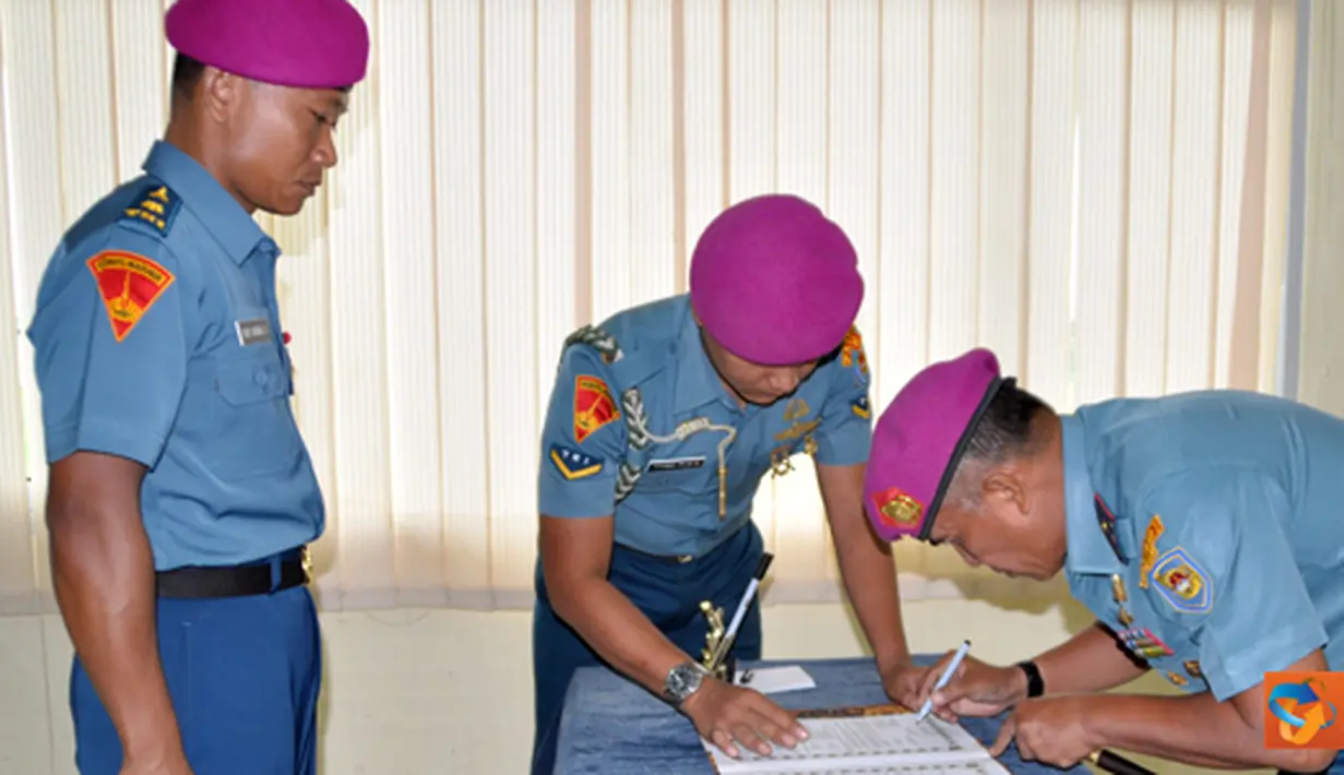 Citizen6, Sidoarjo: Pada acara penyerahan jabatan tersebut dihadiri oleh Para Asisten Danpasmar-1, Dankolat/Satlak Pasmar-1 serta para pejabat dijajaran Pasmar-1. (Pengirim: Budi Abdillah)