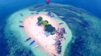 Gili Kedis, salah satu gili di Nusa Tenggara Barat yang terkenal dengan julukan The Romantic Island. Foto: Andi Djatmiko/ Liputan6.com.