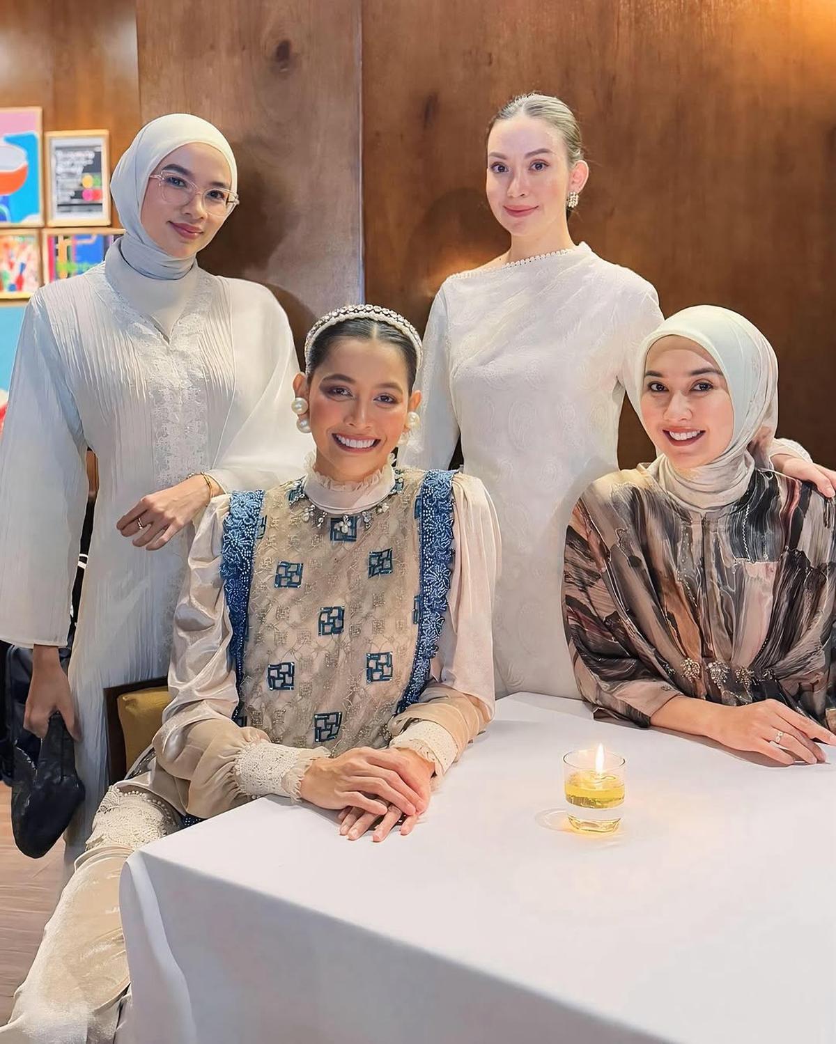 4 Potret Bunga Jelitha Buka Puasa Bareng Alumni Puteri Indonesia, Jalin Persahabatan Erat Selama 10 Tahun