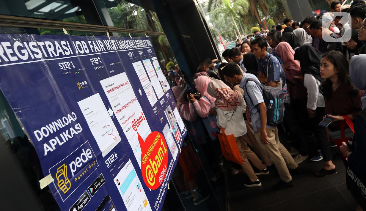 Foto Ramai Ramai Berburu Lowongan Kerja News Liputan6 Com