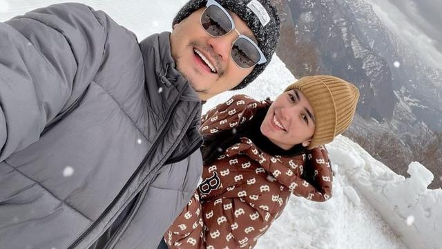 Angga Wijaya dan Calon Istri