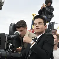 Kampanye terbaru Cartier lewat film yang dibintangi Catherine Deneuve dan Rami Malek yang digarap oleh Guy Ritchie [Dok. Cartier]