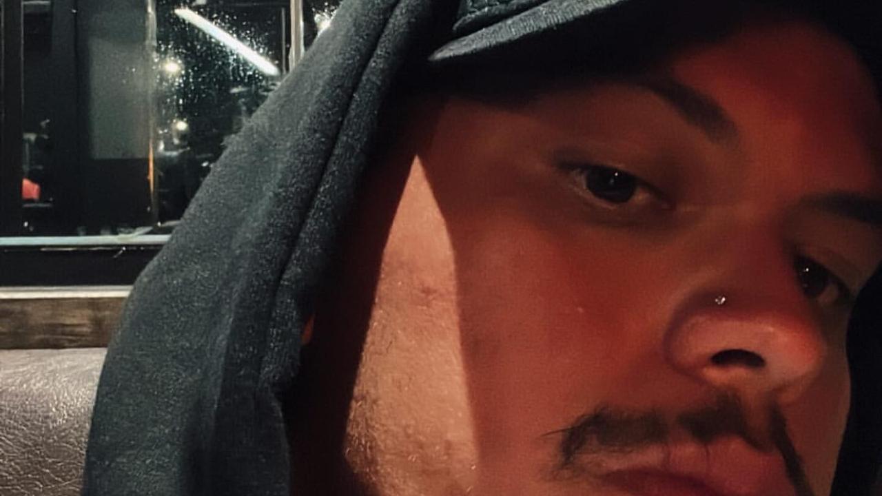 8 Potret Santana Latjuba Adik Sophia Latjuba yang Mirip Banget, Umur Terpaut Jauh 21 Tahun
