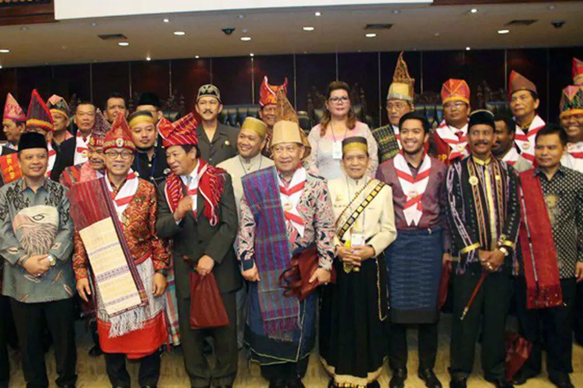DPN Kerukunan Masyarakat Hukum Adat Nusantara (Kermahudatara) pagi ini menggelar seminar nasional. Acara dihadiri oleh Ketua MPR RI Zulkifli Hasan, 
