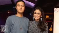 Thalita Latief bersama suami, Dennis Rizky alias Dennis Lyla. (Herman Zakharia/Liputan6.com)